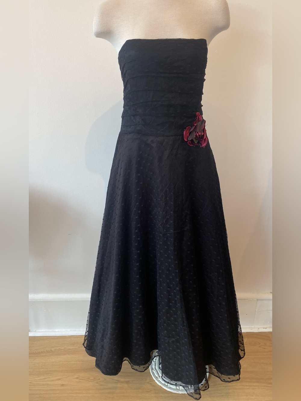 Scott McClintock dress